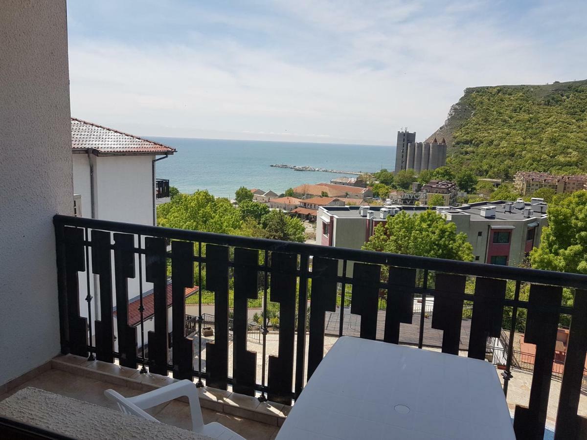 Kavarna Paradise Apartments Extérieur photo